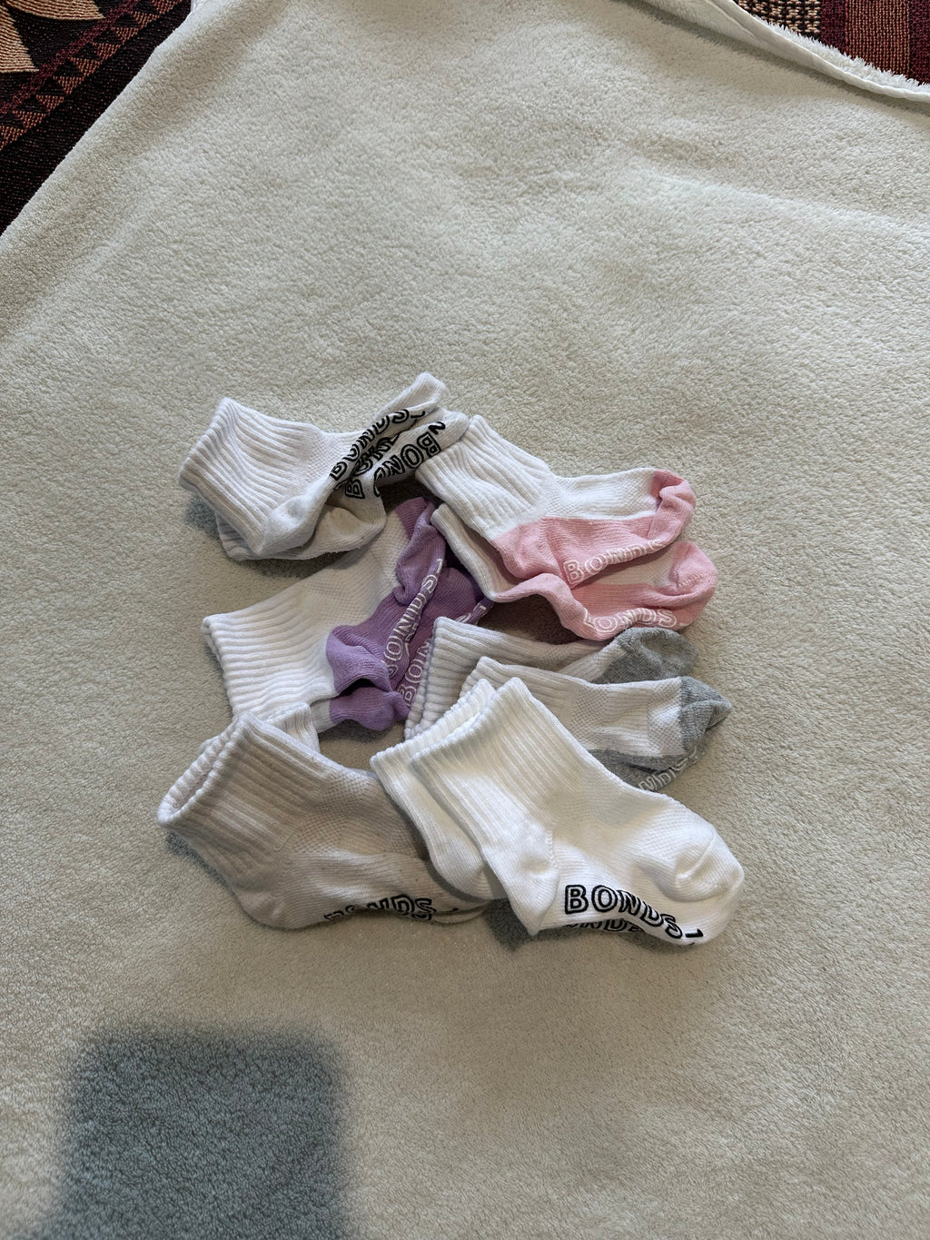 Bonds socks x6: Size 1-2