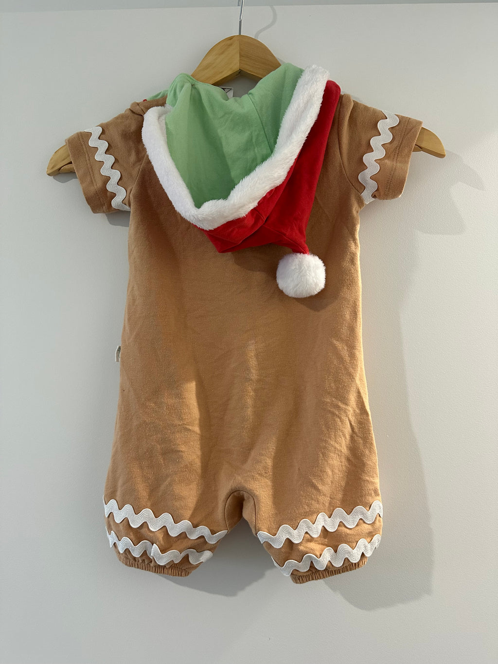 Peter Alexander Suit: Size 2